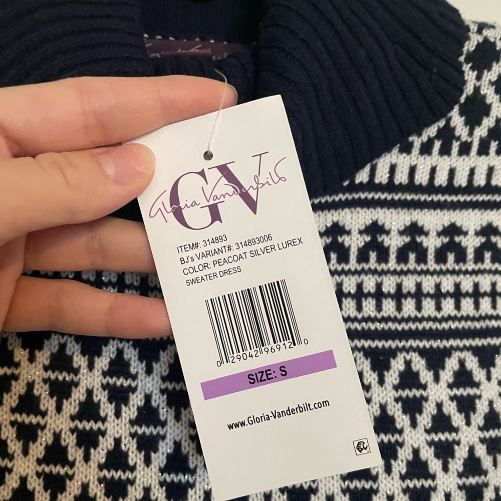 Gloria Vanderbilt Navy and White Patterned Turtleneck Sweater - Picture 4 of 8